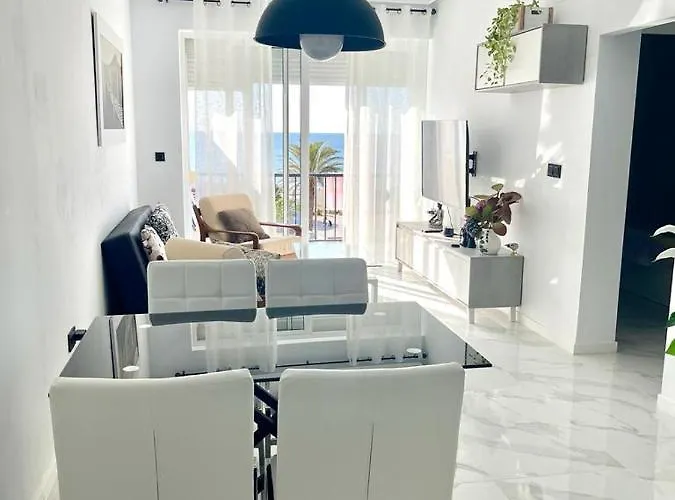 Jazmin Del Mar 아파트